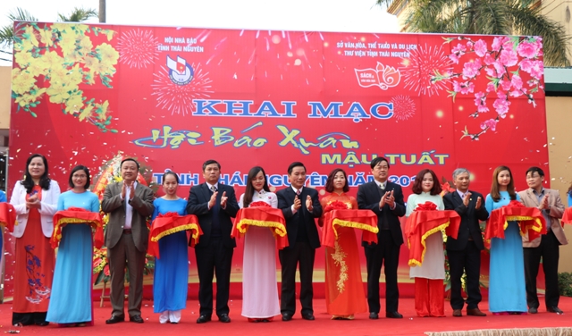 Khai mạc Hội Báo Xuân Mậu Tuất 2018